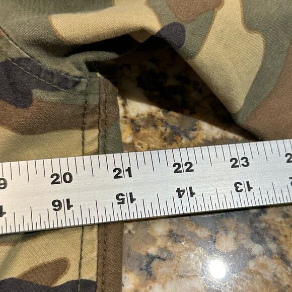 GAP Women’s Size Small Camo Shacket Shirt Jacket Button Up - Picture 5 of 6